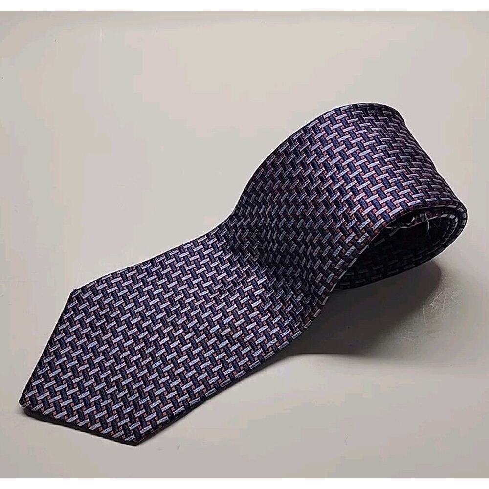 Metropolitan Museum of Art Tie 100% Silk Two Tone Blue Red Weave